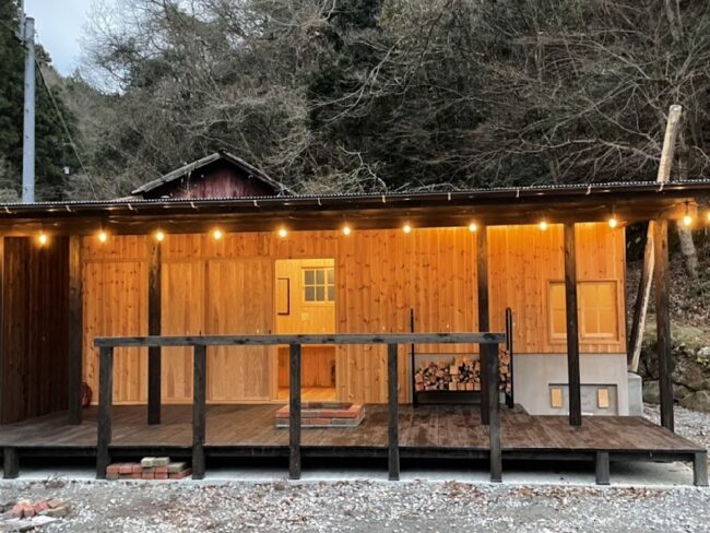 掘立て小屋遊々(ゆうゆう)