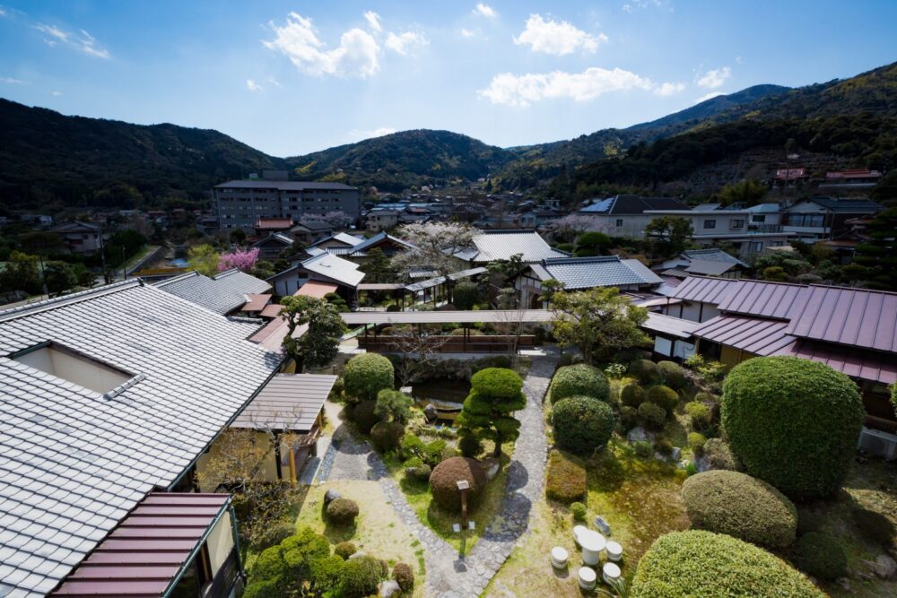 ゆの温泉 芳山園