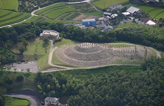 茶臼山古墳公園